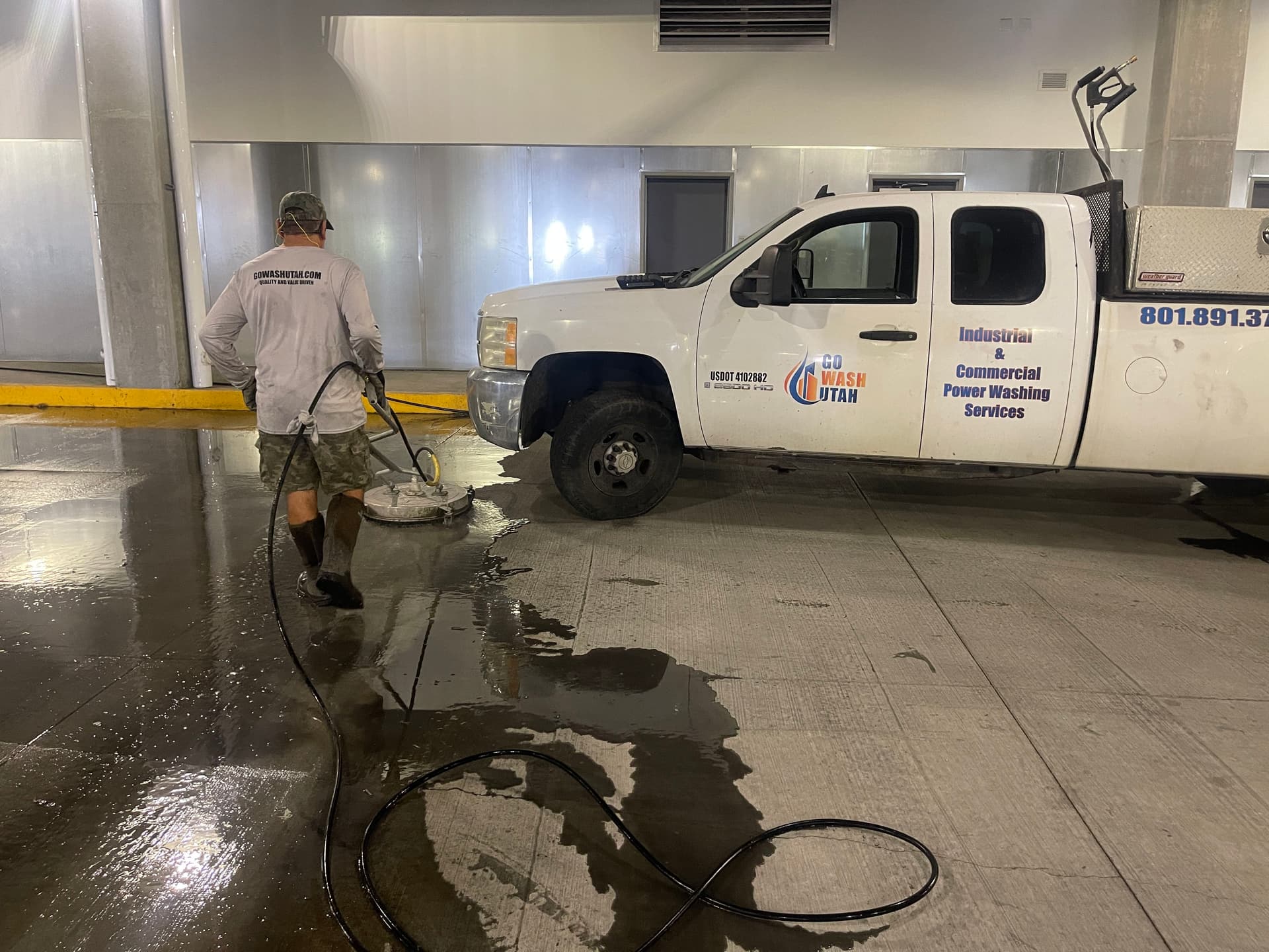 Gallery photos for Parking Garage Concrete Pressure Wash Prepped for Striping: Image #7