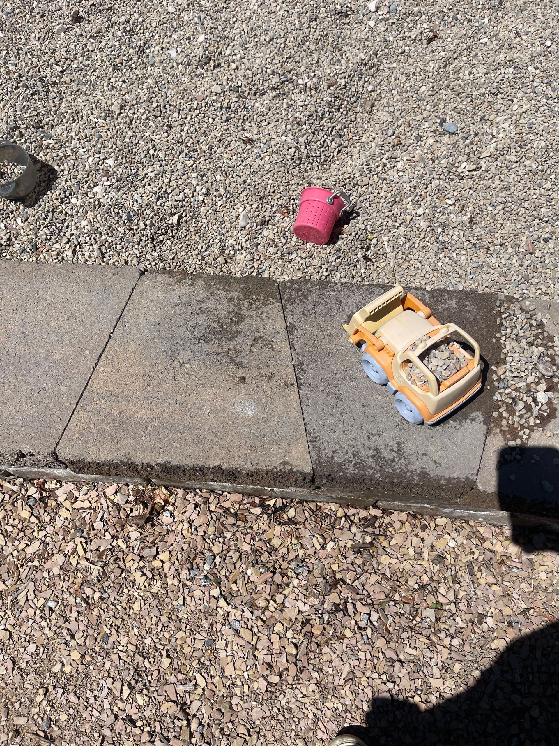 Gallery photos for Spray Paint on Brick and Pavers - Cleaned Up and Gone: Image #9