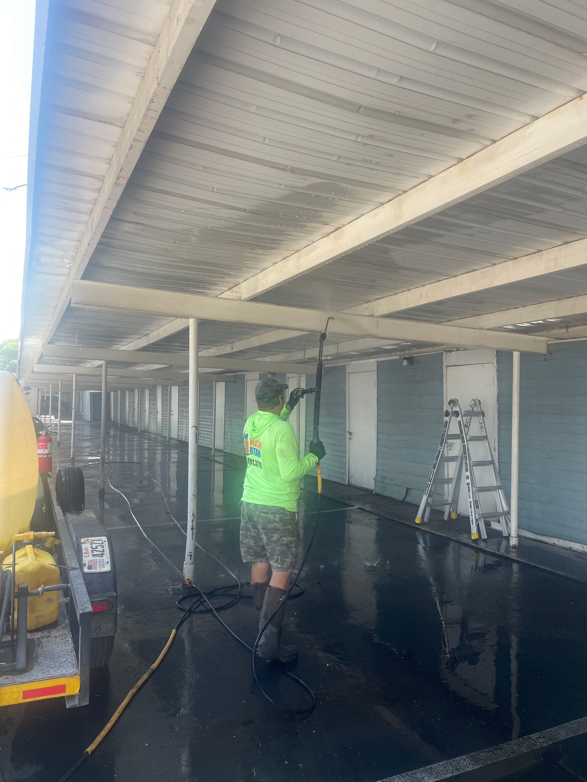 Gallery photos for Carport and Storage Unit Pressure Washing in Millcreek: Image #4