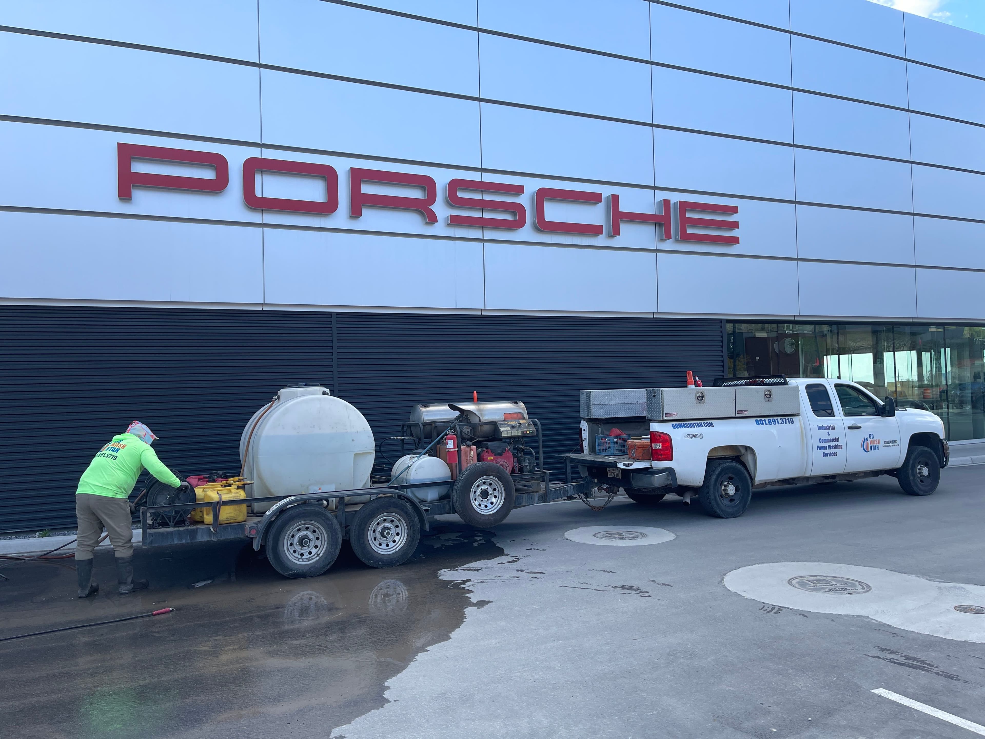 Project New Porsche Dealership Parking Lot Gets a Deep Clean image