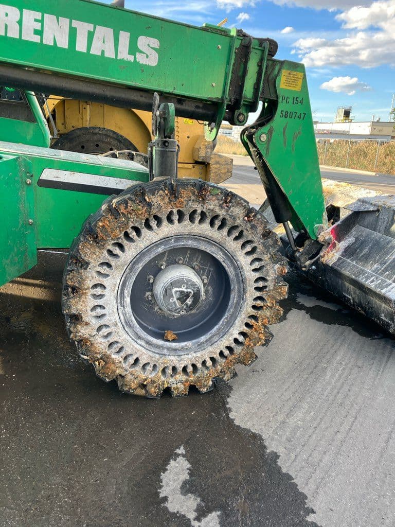 Clean-up Duty for a Heavy-Lifting Flour Loader