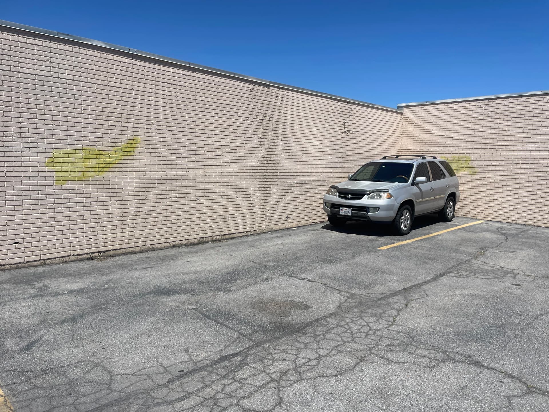 Gallery photos for Graffiti Removal and Paint-Over Gets This Taylorsville Building Looking Sharp Again: Image #5