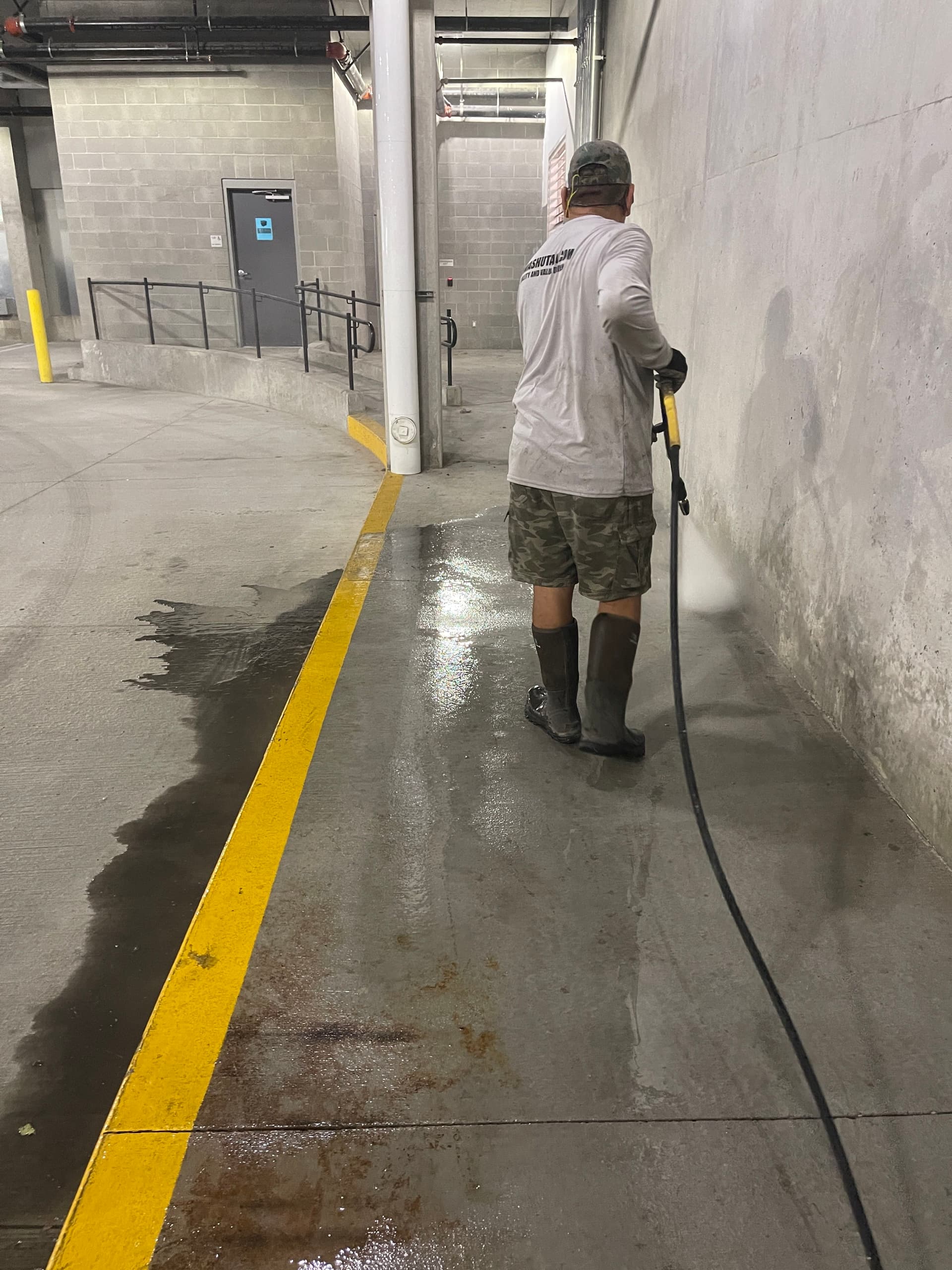Gallery photos for Parking Garage Concrete Pressure Wash Prepped for Striping: Image #6