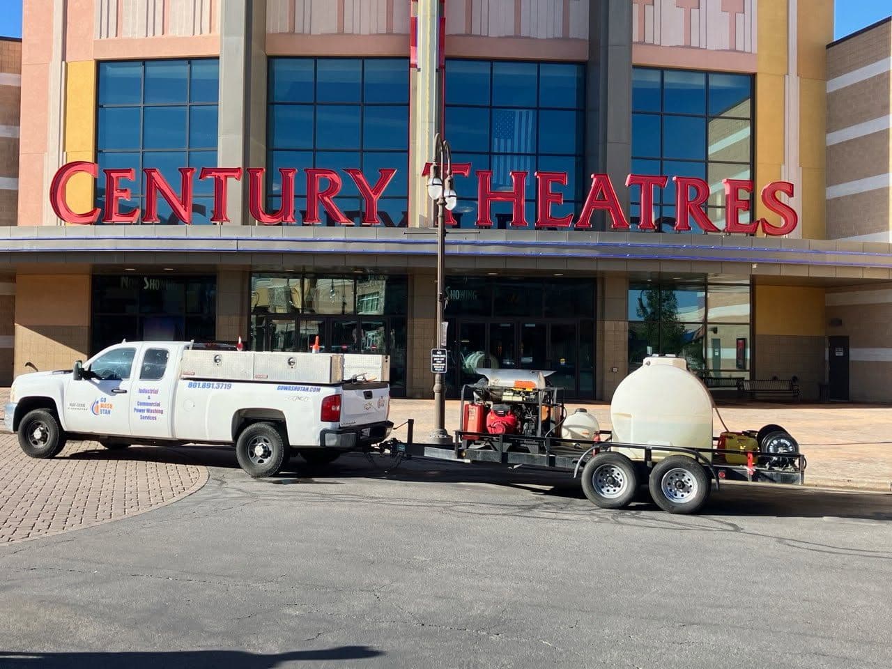 Gallery photos for Century Theaters Entrance Cleaning in Sandy: Image #3