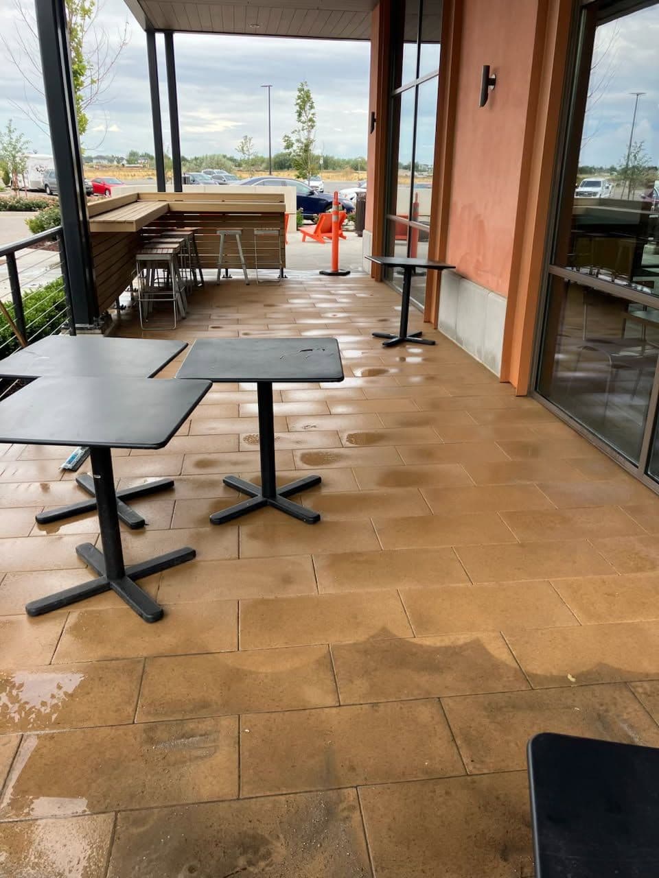 Gallery photos for Freshly Cleaned Restaurant Patio at Jersey Mike's Farmington: Image #1