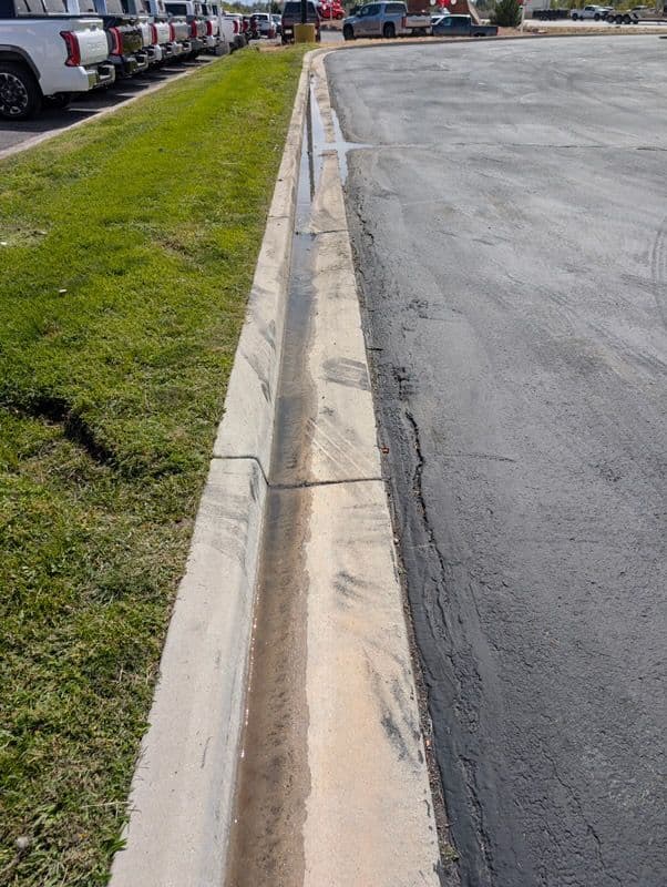 Gallery photos for Freshly Cleaned Curbs and Sidewalks at Club Pickleball USA in Orem: Image #2