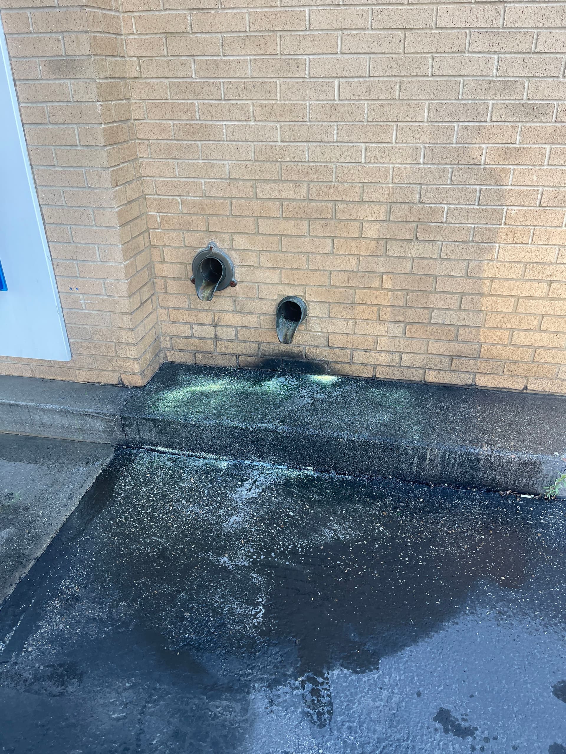 Gallery photos for Heavy Stain Removal at a Bank Drive-Thru Lane: Image #1