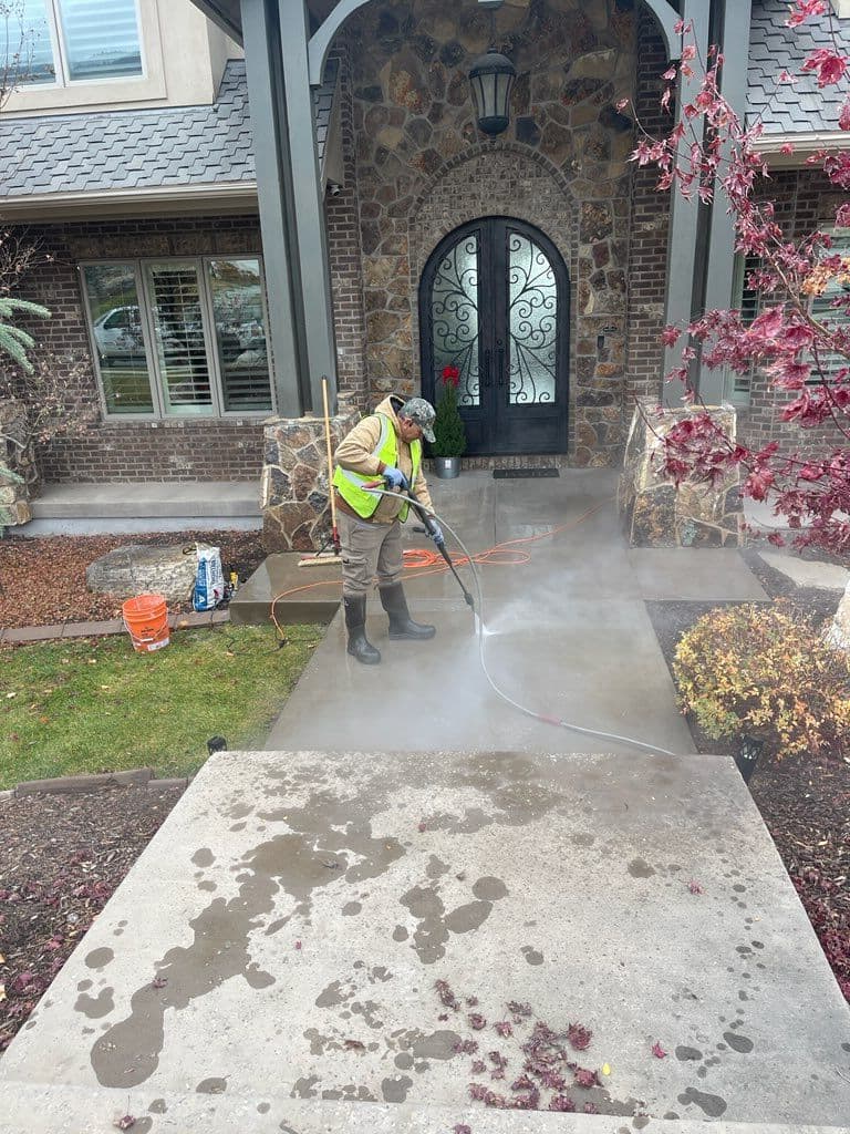 Gallery photos for Concrete Walkway Pressure Washing in Alpine: Image #2