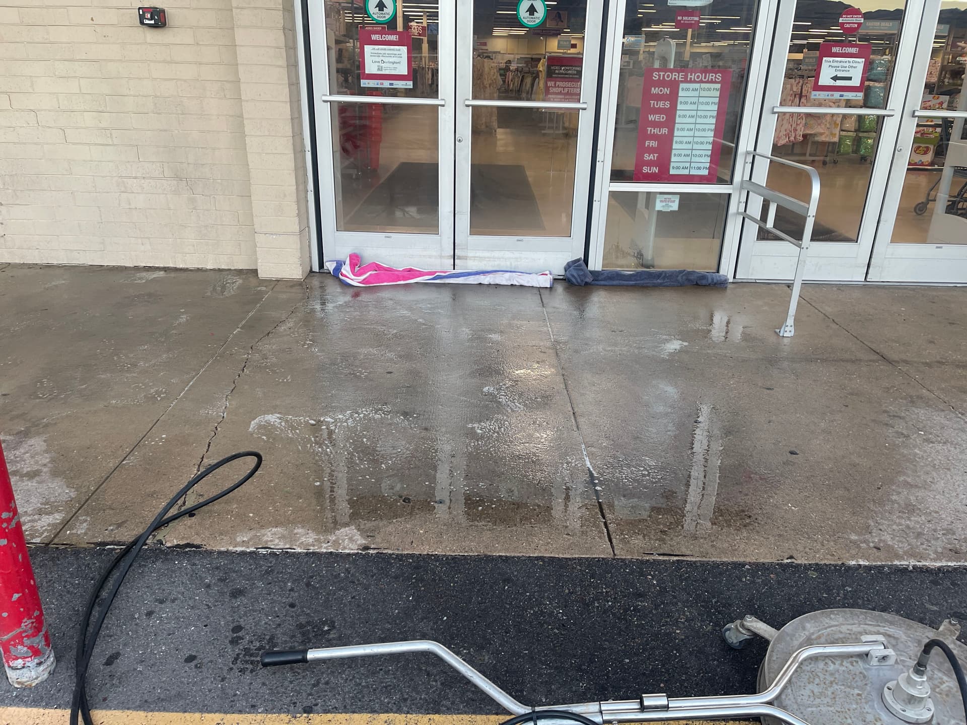 Gallery photos for Pressure Washing in Front of Burlington: Image #1