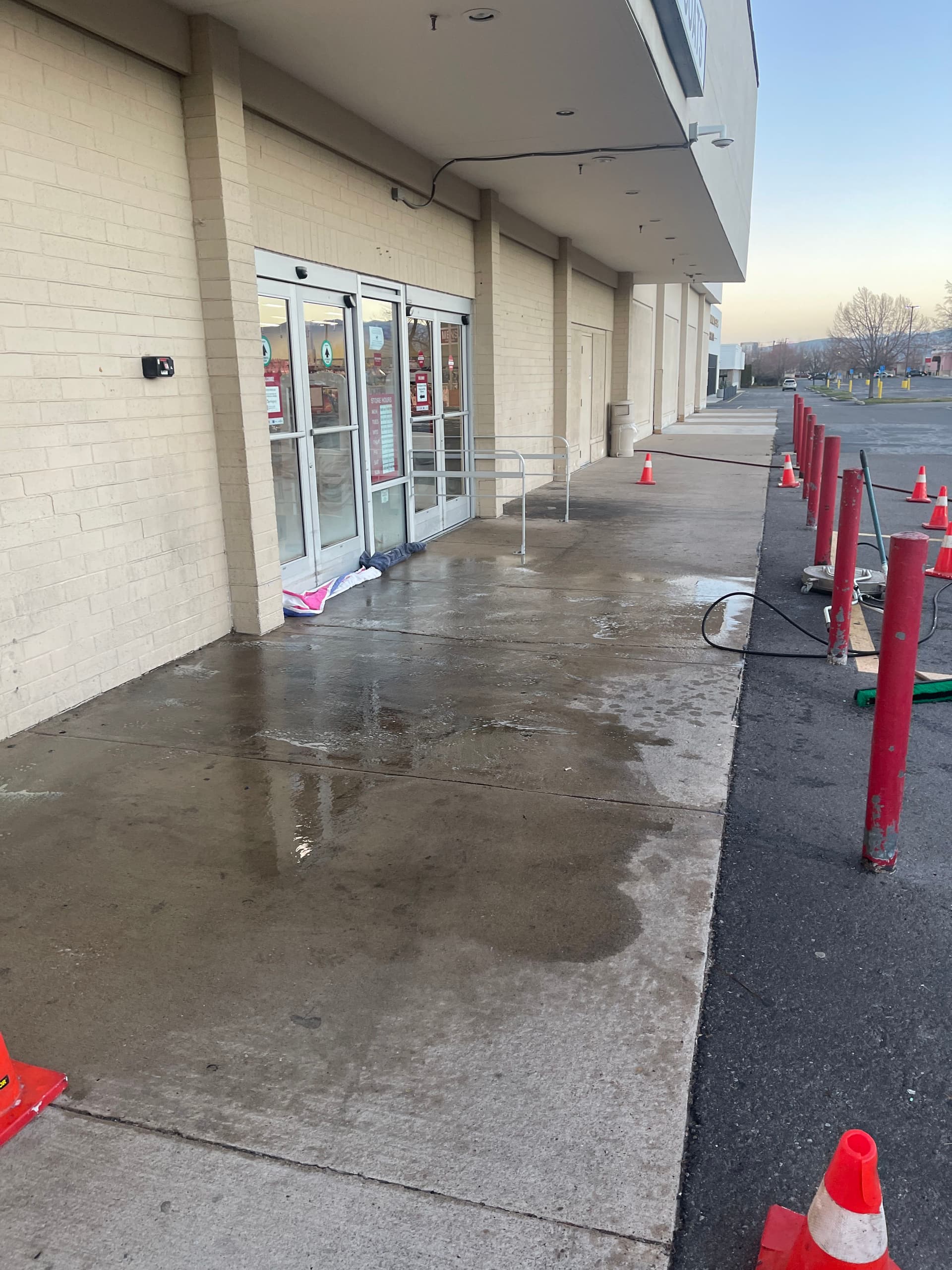 Gallery photos for Pressure Washing in Front of Burlington: Image #2