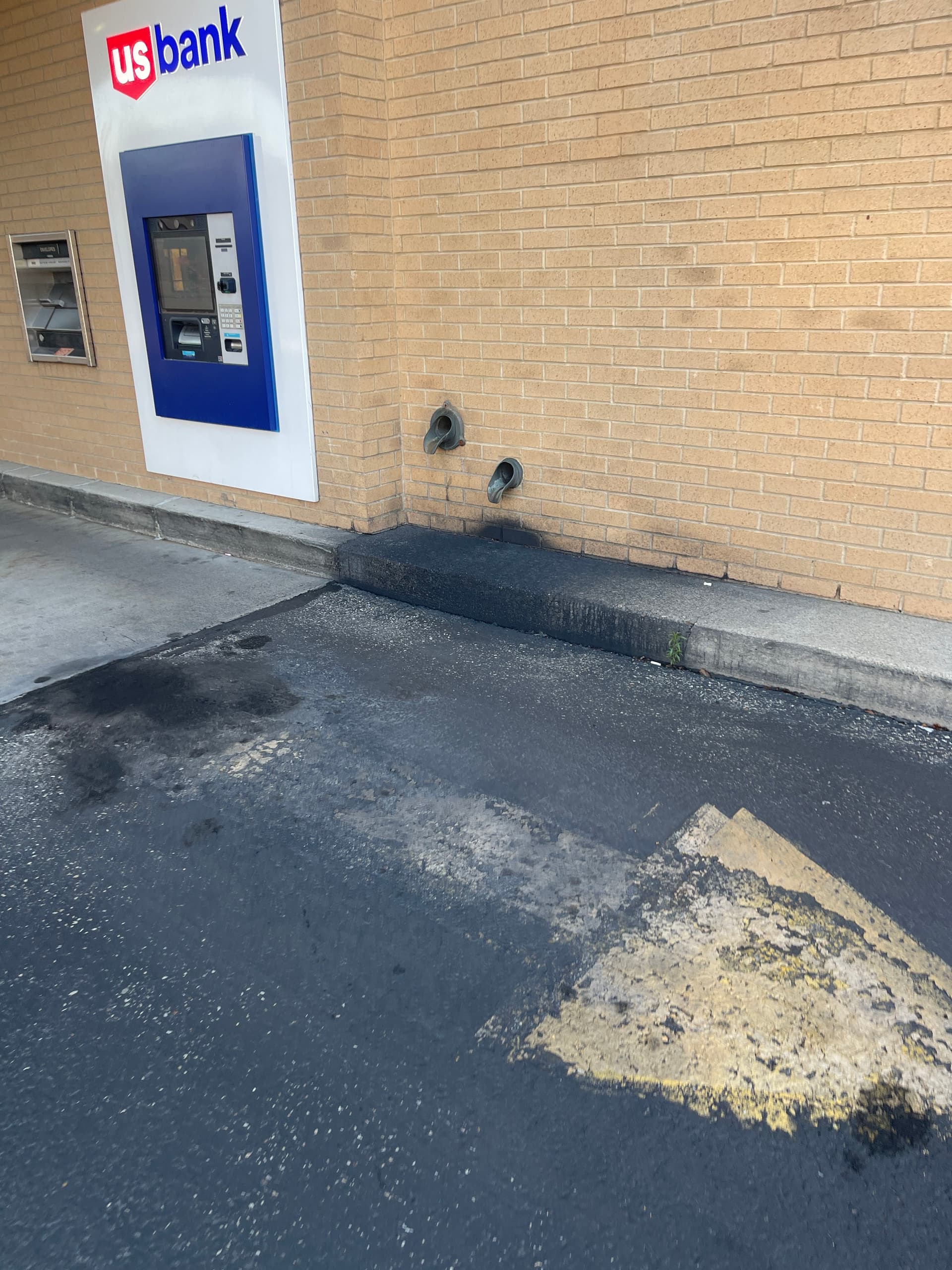 Heavy Stain Removal at a Bank Drive-Thru Lane image